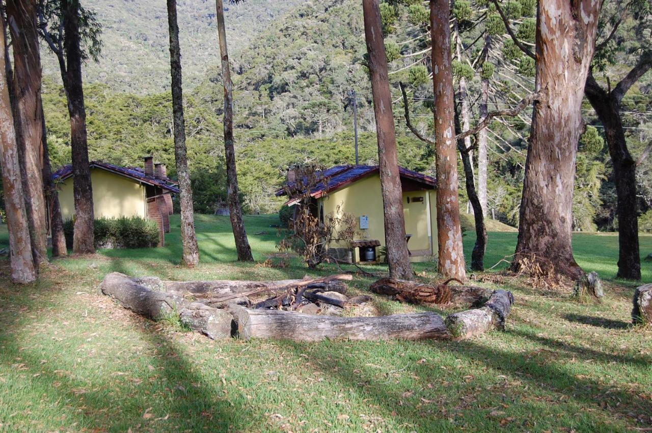 Pousada Dos Lobos - Campos do Jordao — Photos 1